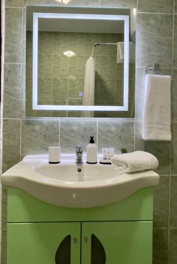 Maris Apartment Tirana Extérieur photo