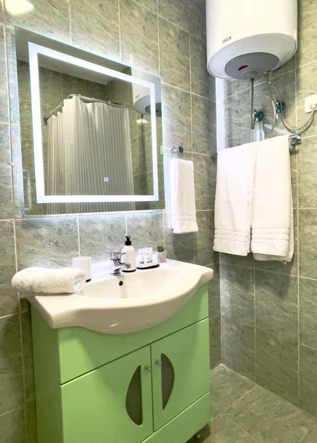 Maris Apartment Tirana Extérieur photo