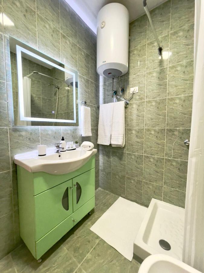 Maris Apartment Tirana Extérieur photo